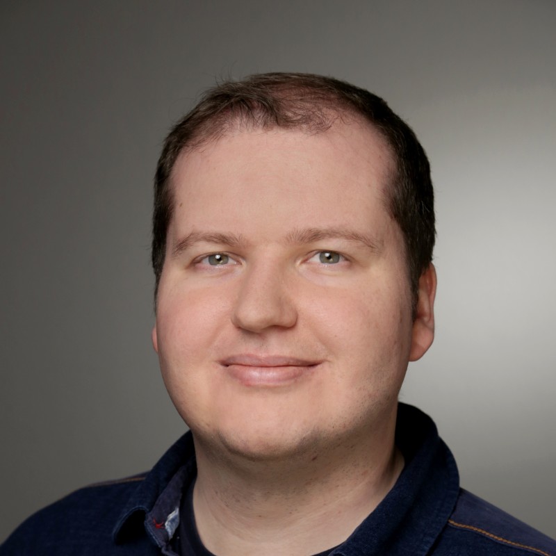 Dr. Nils Feldhus