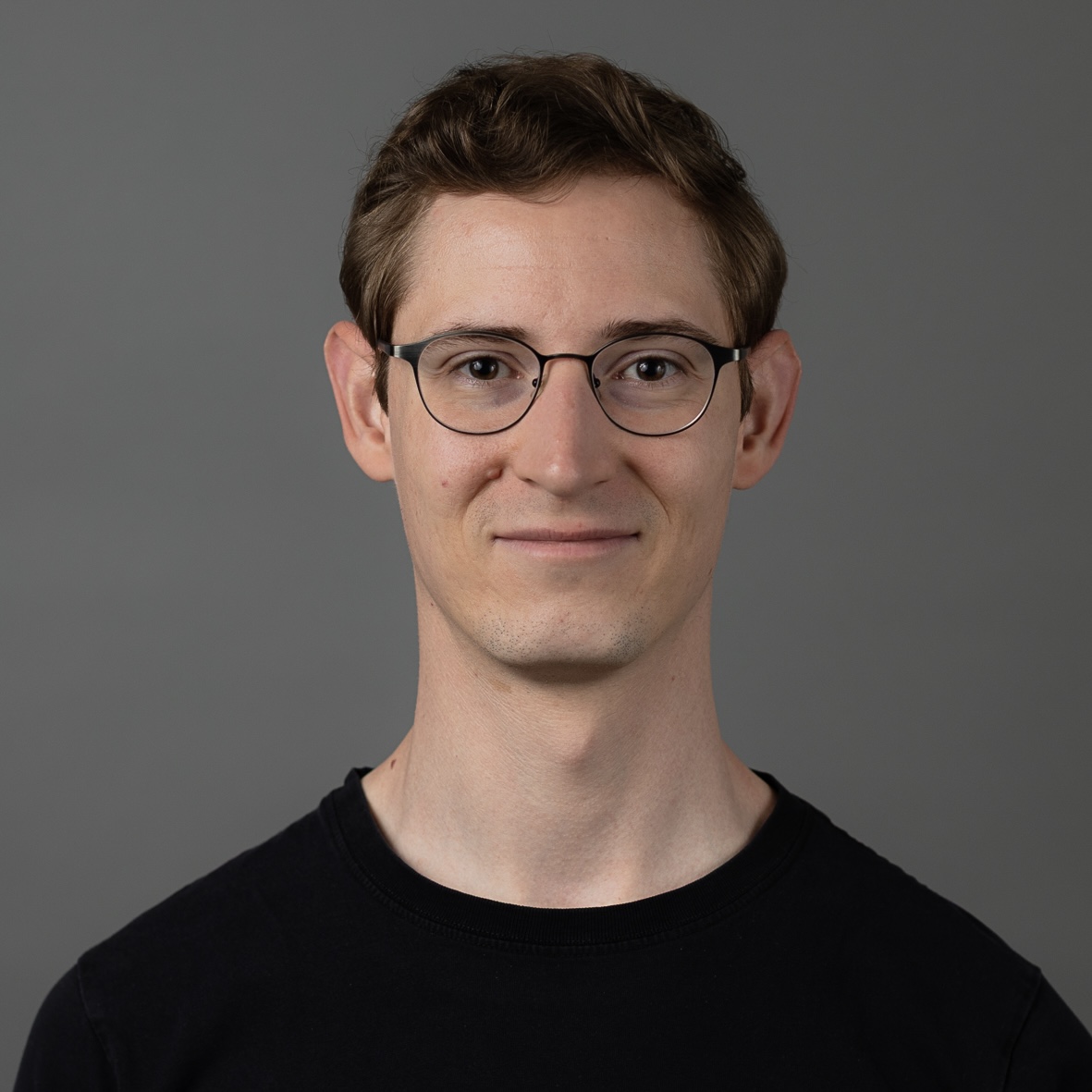  Philip Naumann
